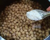 A picture of step 1 of पंजाबी छोले 🍲.