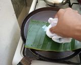 A picture of step 4 of Bhetki machher paturi/ Barramundi cooked in banana leaves.