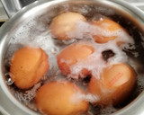 Foto del paso 1 de la receta: Huevos rellenos