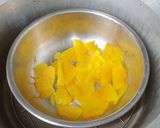 「南瓜泥寶寶粥」簡單好吃副食品做法的食譜步驟1照片