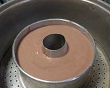 Foto langkah ke 8 dari resep Bolu Coklat Kukus Ekonomis 2 Telur.