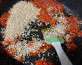Foto del paso 2 de la receta: Garbanzos con sofrito y arroz integral