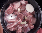 Foto del paso 1 de la receta: Costillas de cerdo en salsa