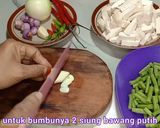 Foto langkah ke 2 dari resep Oseng tahu kacang panjang saus sambal.