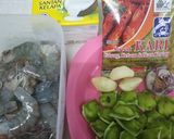 Gambar langkah 1 resipi Kari udang petai.
