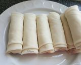 A picture of step 5 of Bún Chả Giò (Vietnamese Spring Rolls with Vermicelli).