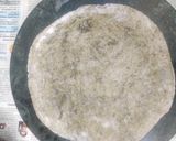 A picture of step 3 of Bathua Laccha Paratha.