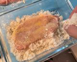 A picture of step 4 of Tonkatsu (pork cutlet).