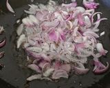 A picture of step 3 of Paneer butter masala.
