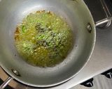 A picture of step 7 of Besan khaman.