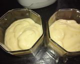 A picture of step 4 of Paw paw smoothie.