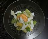 Foto langkah ke 3 dari resep Mixed Salad (Salad Apel Hijau & Timun).
