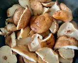 Foto del paso 3 de la receta: Wok de setas con patatas y castañas a la mostaza