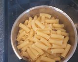 A picture of step 3 of White bolognese.