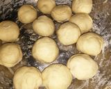 A picture of step 2 of Garlic naan.