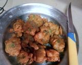 A picture of step 3 of Pakora Karhi.