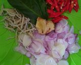 Foto langkah ke 2 dari resep Tumis Daun Kenikir.