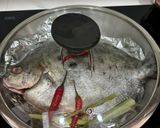 Hình bước làm 2 của món Cá Nâu Hấp Bia