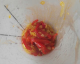 Foto del paso 5 de la receta: Merluza en salsa de pimientos con gambas y espinacas
