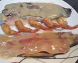 Foto del paso 4 de la receta Trucha con bacon y gambas a la gabardina