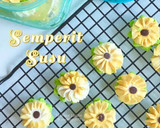 Gambar langkah 9 resipi Semperit Susu Cheese (Biskut Raya).
