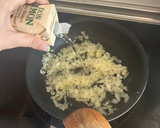 Foto del paso 2 de la receta: Arroz rápido de gambas y almejas
