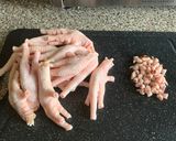 Foto del paso 1 de la receta: Mi sopa de pata de pollo
