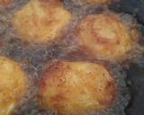 Foto langkah ke 4 dari resep Tape Singkong Goreng Tepung.