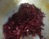 A picture of step 2 of Beetroot paratha.
