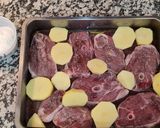 Foto del paso 7 de la receta: Pierna de cordero al horno con patatas