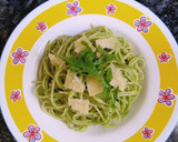 Foto del paso 3 de la receta: Espaguetis al pesto de rúcula