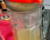 Foto del paso 1 de la receta: Jugo de cáscaras de papaya