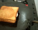 A picture of step 2 of Instant Paneer And Vegetables Sandwich.