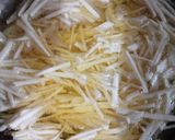 Foto langkah ke 2 dari resep Sambal Keladi Crispy.