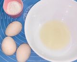 Hình bước làm 1 của món Bánh bông lan trứng sữa Japanese