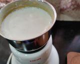A picture of step 2 of Mango Lassi.