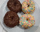 Foto langkah ke 5 dari resep Donat Maizena.