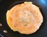 A picture of step 4 of Chinese Omelet with Bacon.
