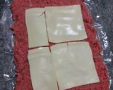 Foto del paso 4 de la receta: Rollo de carne picada relleno de jamón y queso