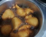 A picture of step 3 of Puff puffs.