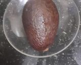 A picture of step 1 of Aligator Pear Milkshake.