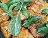 Hình bước làm 5 của món Cá sốt cay lá quế kiểu Thái (Spicy Thai Basil Fish)