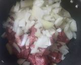 Foto del paso 2 de la receta: Salsa de carne y piñones