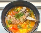 Hình bước làm 4 của món Canh Khoai Tây Cà Chua Hầm Xương