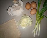 Foto langkah ke 1 dari resep Martabak Telur Ekonomis.