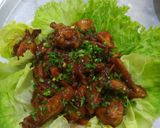 Hình bước làm 6 của món Cánh gà chiên Sốt BBQ kiểu "Bố Nấu"