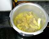 A picture of step 2 of Mutton curry.