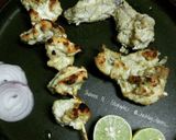 A picture of step 5 of Reshmi Chicken Tikka.