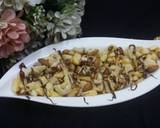 Chikki And Fruity Chocolaty Chaat (Peanut Brittle Chaat) recipe step 3 photo
