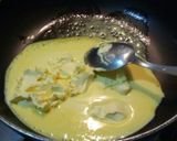 Foto del paso 2 de la receta: Tortilla de manzana en salsa de miel